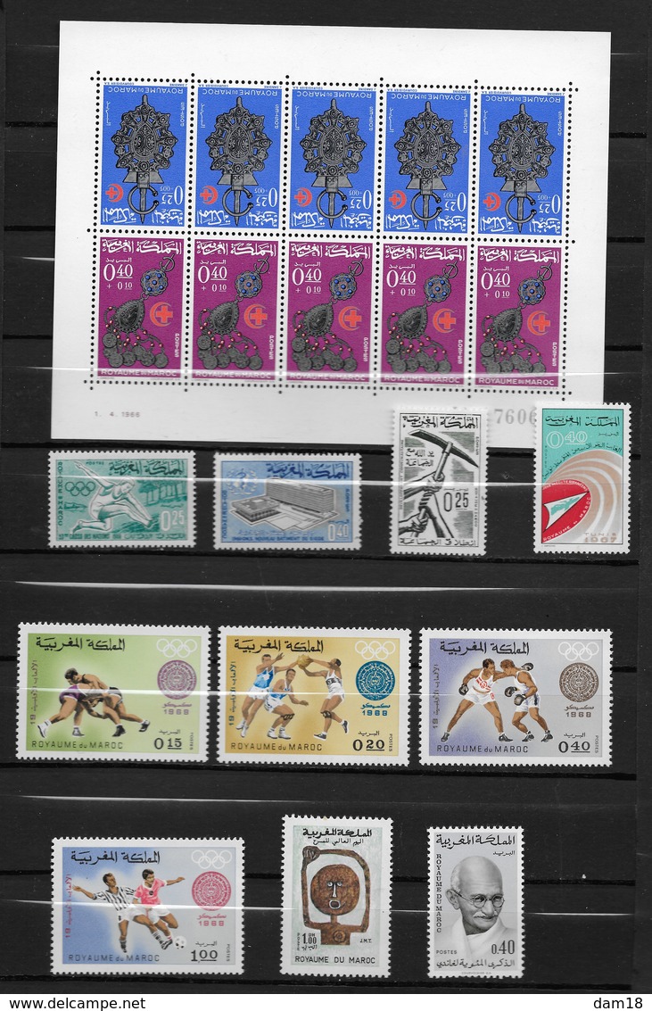 MAROC LOT TIMBRES NEUFS ** DONT FEUILLE 507A VALEUR  39 EUROS - Collections, Lots & Series