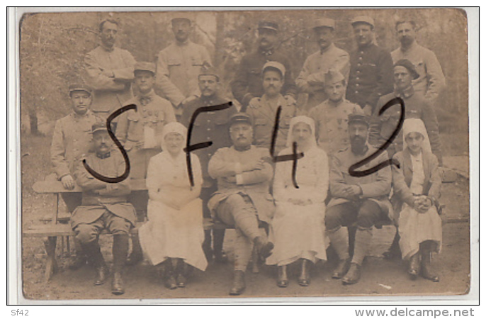 SAINT CHRISTAU     64       CARTE PHOTO MILITAIRES + INFIRMIERES  ET MEDECINS   . HOPITAL MILITAIRE - Guerre 1914-18