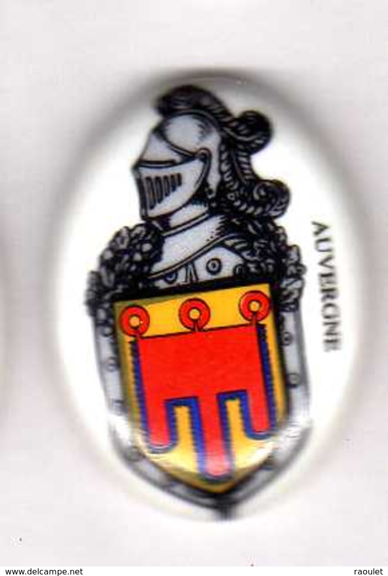 Pin's  Gendarmerie Porcelaine - Militares