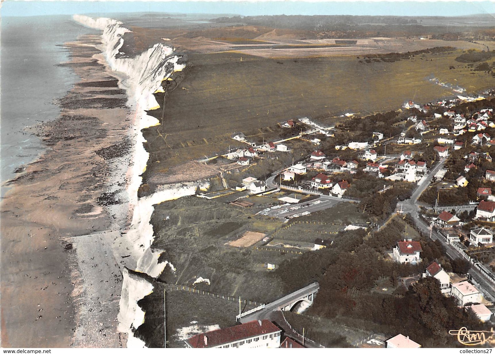 76-BERNEVAL-SUR-MER- VUE AERIENNE GENERALE - Berneval