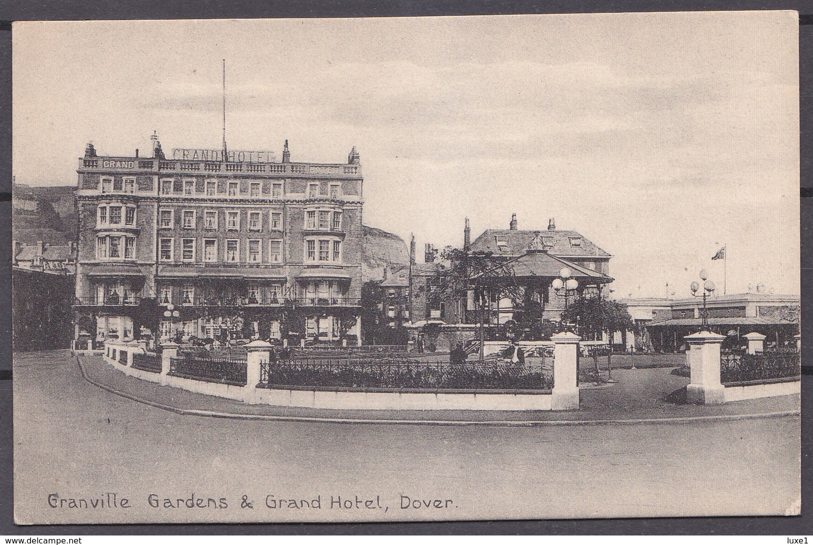 GREAT BRITAIN ,   DOVER  , OLD POSTCARD - Dover