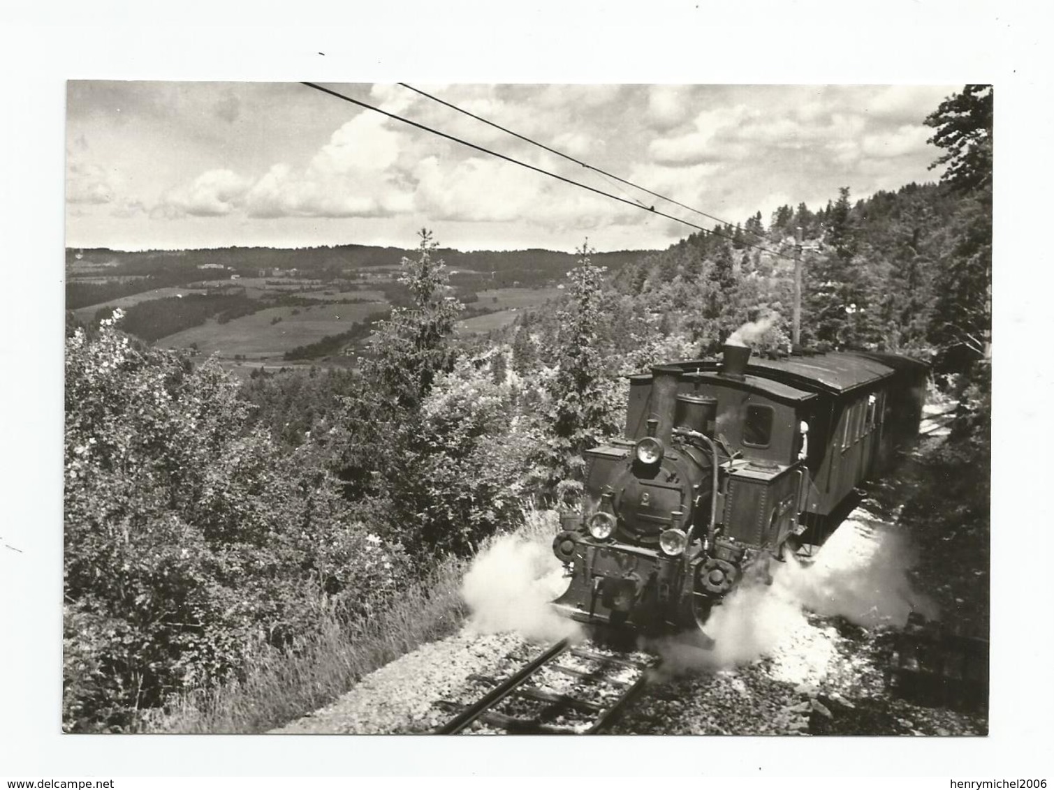 Suisse Neuchatel Cpm Train Pour Le Locle A La Sortie Du Tunnel Du Rayat  1950 - Le Locle