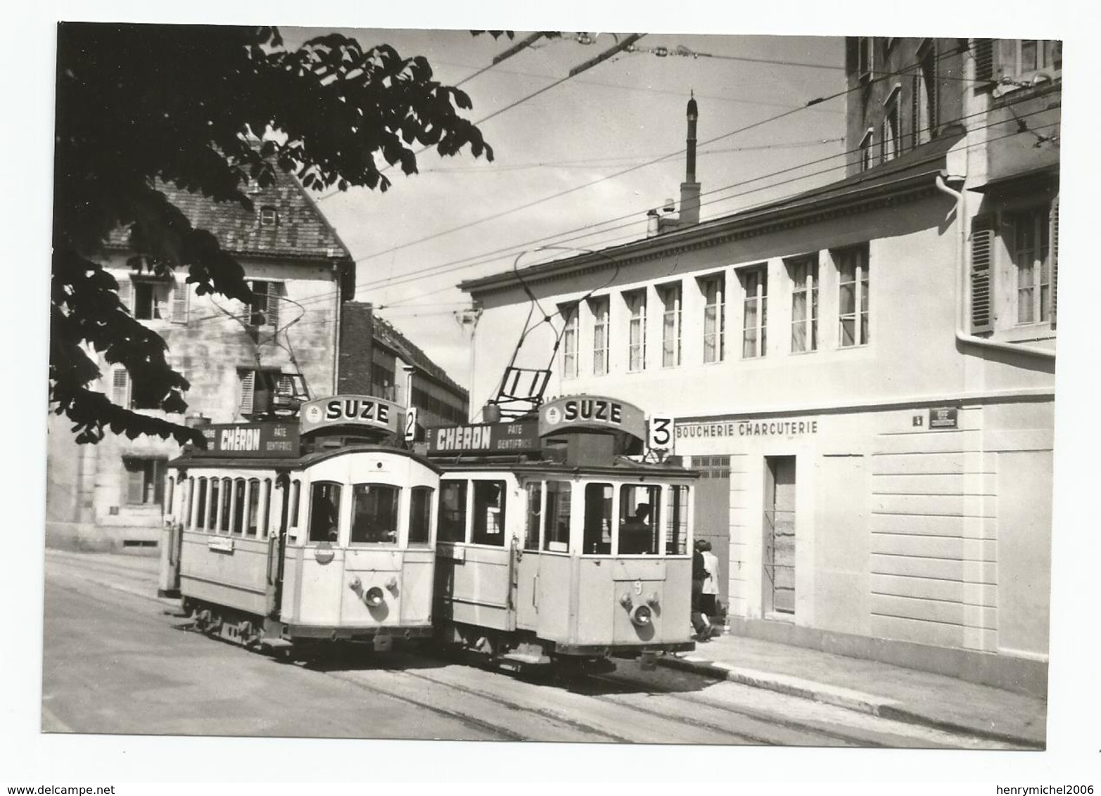 Suisse Neuchatel Cpm La Chaux De Fonds Tramways Devant Boucherie A La Charrière Versoix - La Chaux-de-Fonds