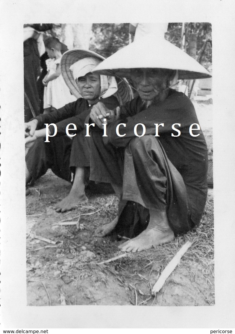 Viet Nam   Saîgon  Couple De Vieux  (photo 1951) - Vietnam