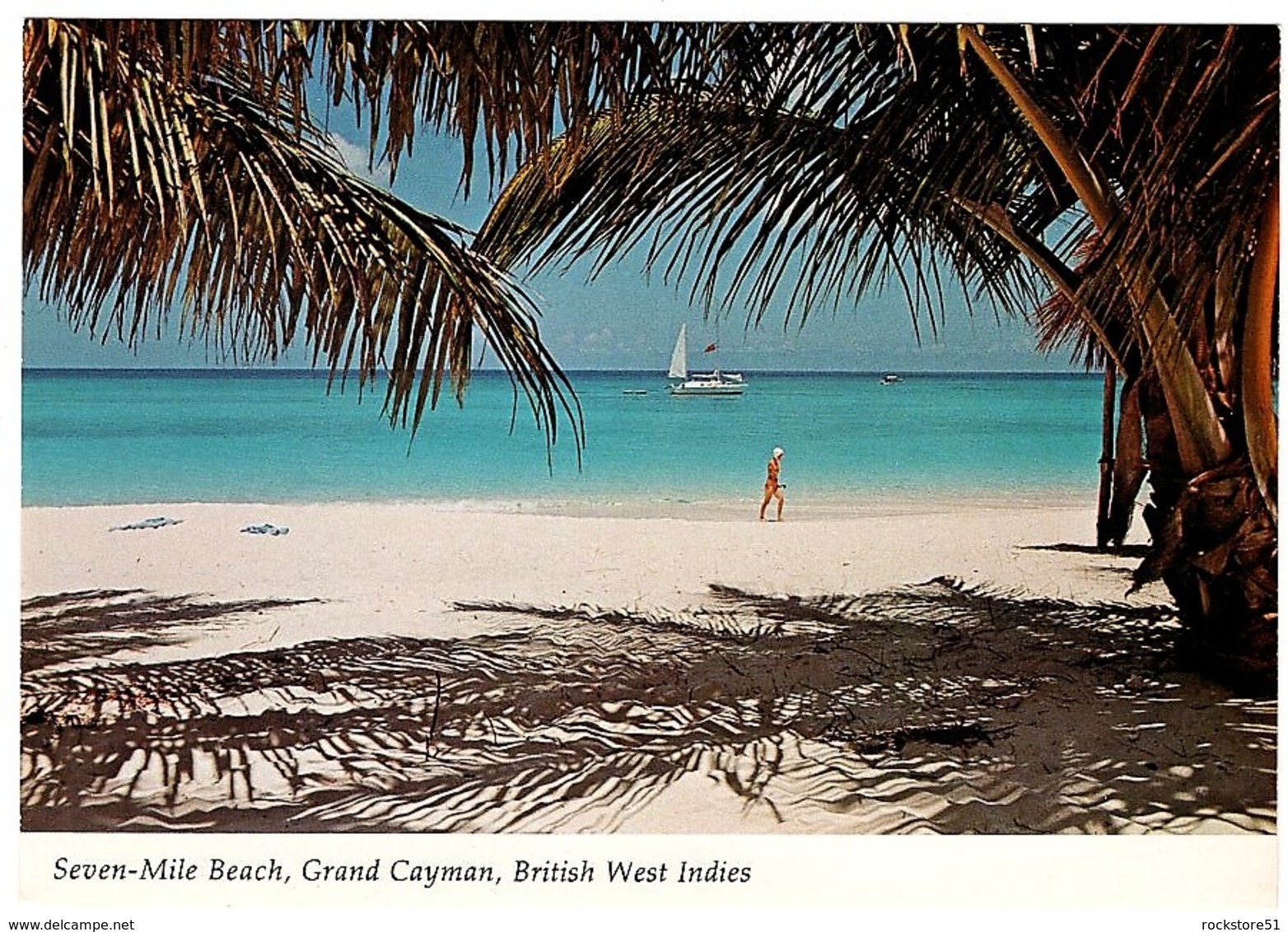 Seven-Mile Beach Grand Cayman + A Map Card - Kaaimaneilanden