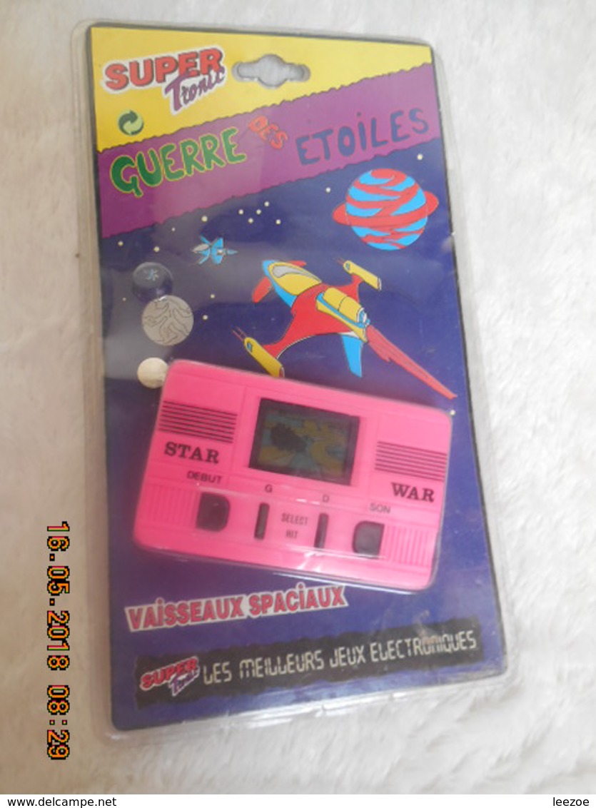 JEU ELECTRONIQUE SUPER TRONIC GUERRE DES ETOILES..VAISSEAUX SPACIAUX..RARE - Autres & Non Classés