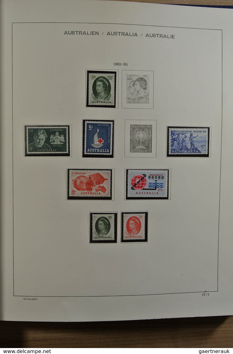 22226 Australien: 1927-1995. Well filled, mostly MNH collection Australia 1927-1995 in 2 Schaubek albums.