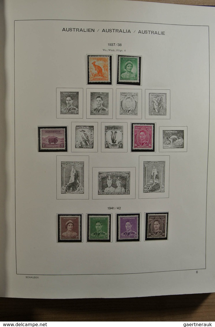 22226 Australien: 1927-1995. Well filled, mostly MNH collection Australia 1927-1995 in 2 Schaubek albums.
