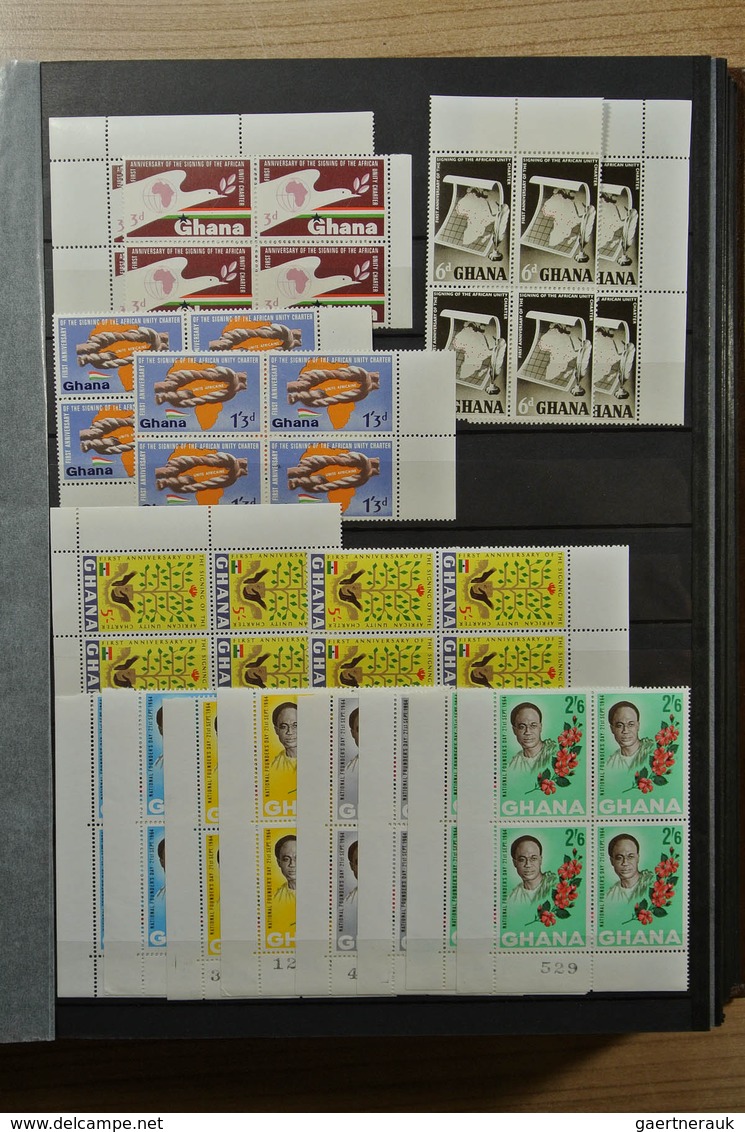 22631 Ghana: 1957-1983. Fantastic, only MNH stock Ghana 1957-1983, perforated and imperfoarted, many in bl