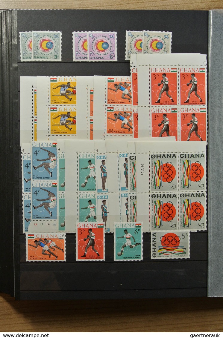 22631 Ghana: 1957-1983. Fantastic, only MNH stock Ghana 1957-1983, perforated and imperfoarted, many in bl