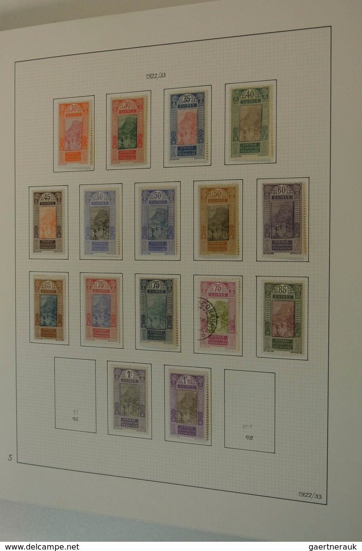 22644 Guinea: 1892/1980: MNH, mint hinged and used collection Guinee 1892-1980 in 2 Lindner albums. Collec