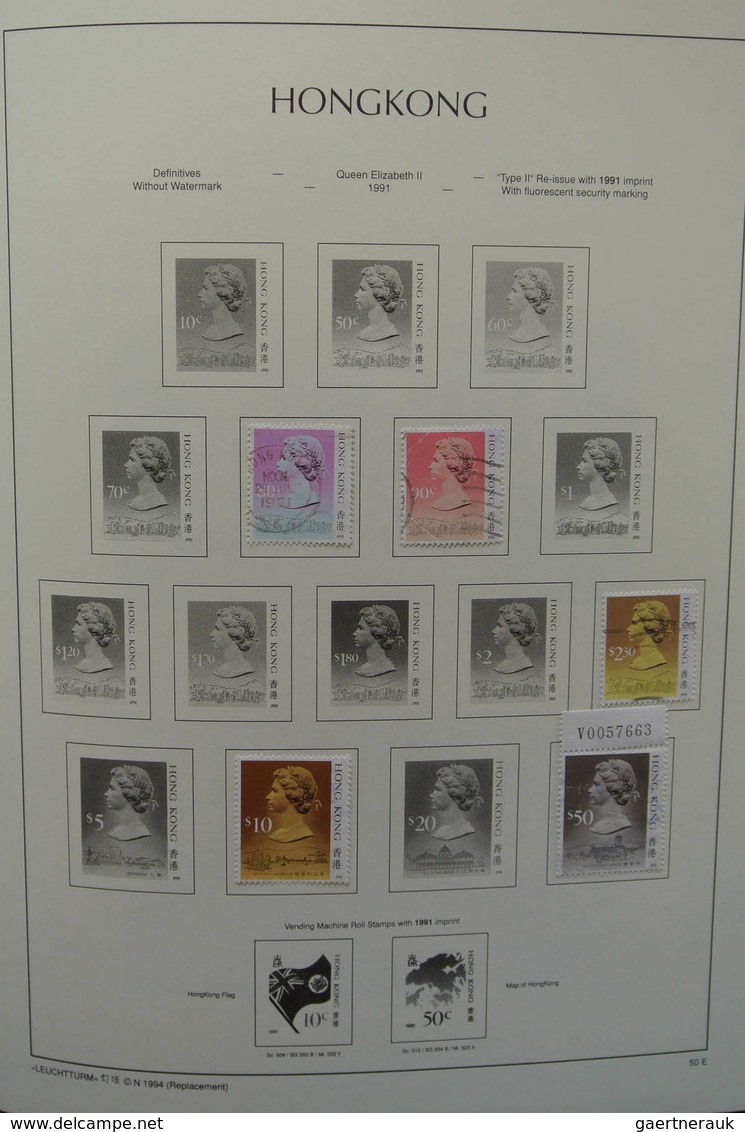 22669 Hongkong: 1882-2002. MNH, mint hinged and used collection Hong Kong 1882-2002 in 4 albums. The empha