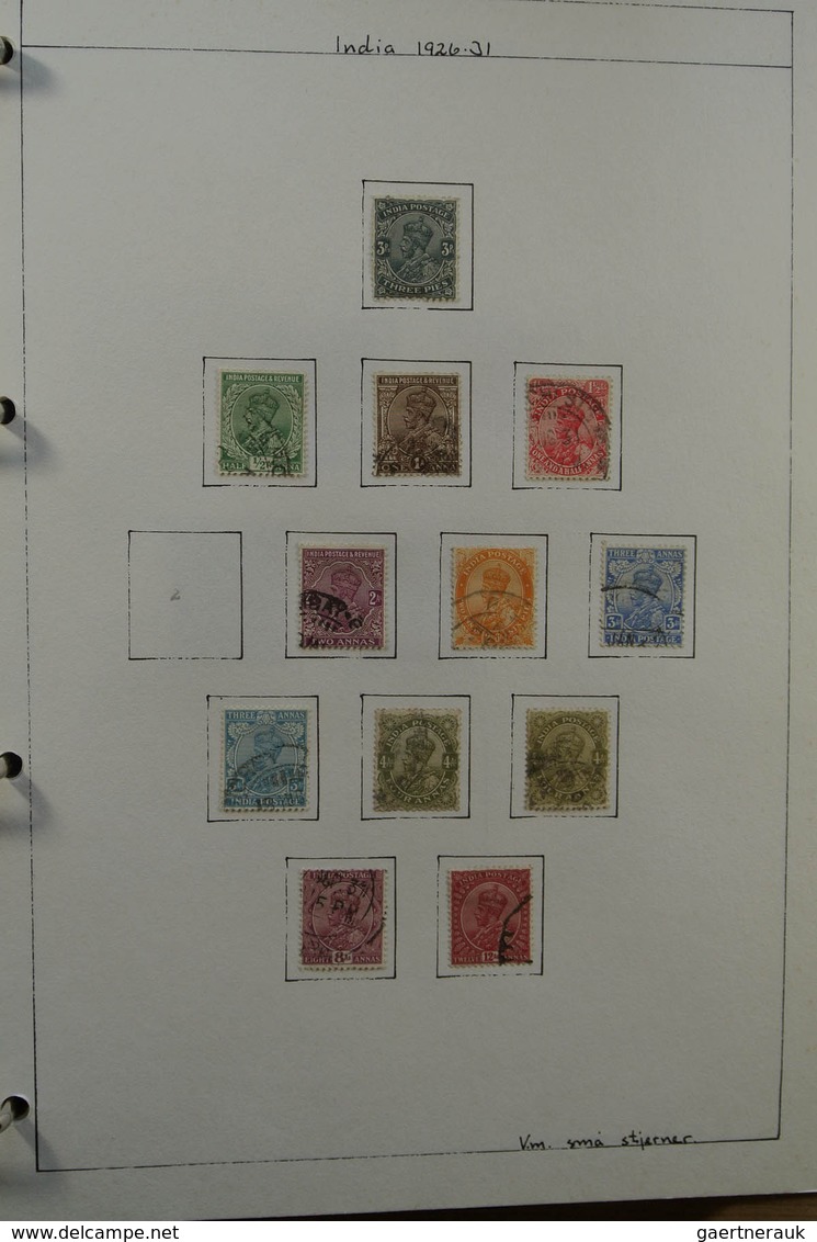 22686 Indien: 1854-1976. Used Collection India 1854-1976 In Blanc Album, Including Much Better Classic Mat - Autres & Non Classés