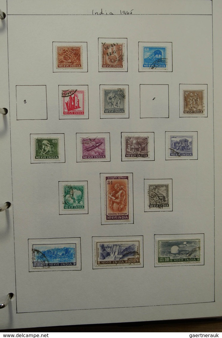 22686 Indien: 1854-1976. Used collection India 1854-1976 in blanc album, including much better classic mat