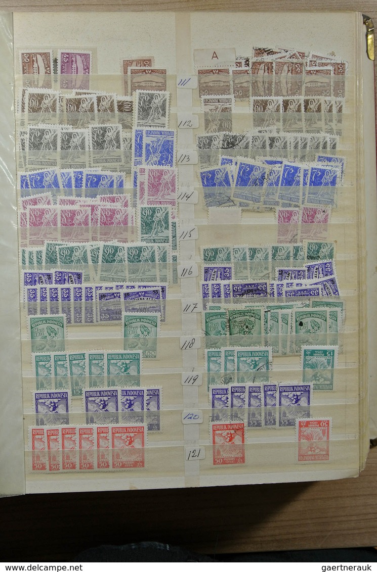 22778 Indonesien: 1949-1989. Very Extensive MNH, Mint Hinged And Used Stock Indonesia In 5 Superfat Stockb - Indonésie