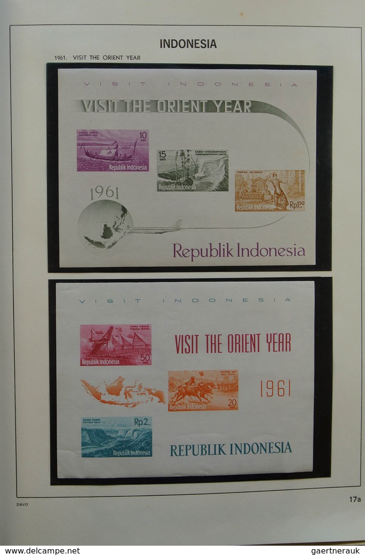 22779 Indonesien: 1949-1976. Nicely filled, mostly MNH and mint hinged collection Indonesia 1949-1976 in D