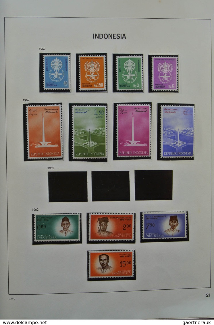 22779 Indonesien: 1949-1976. Nicely filled, mostly MNH and mint hinged collection Indonesia 1949-1976 in D