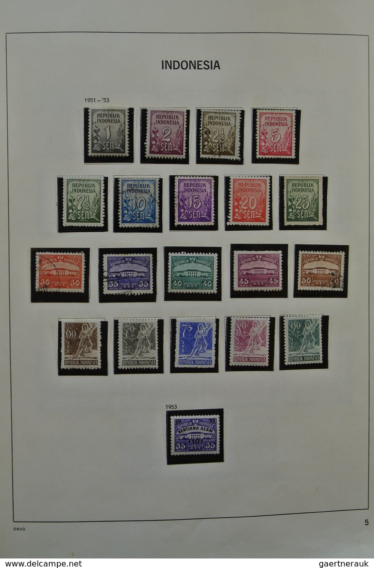 22779 Indonesien: 1949-1976. Nicely filled, mostly MNH and mint hinged collection Indonesia 1949-1976 in D