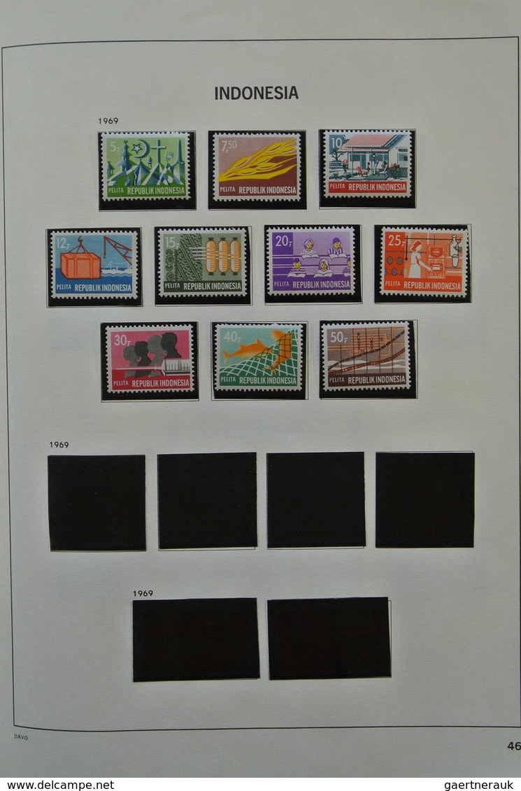 22779 Indonesien: 1949-1976. Nicely filled, mostly MNH and mint hinged collection Indonesia 1949-1976 in D