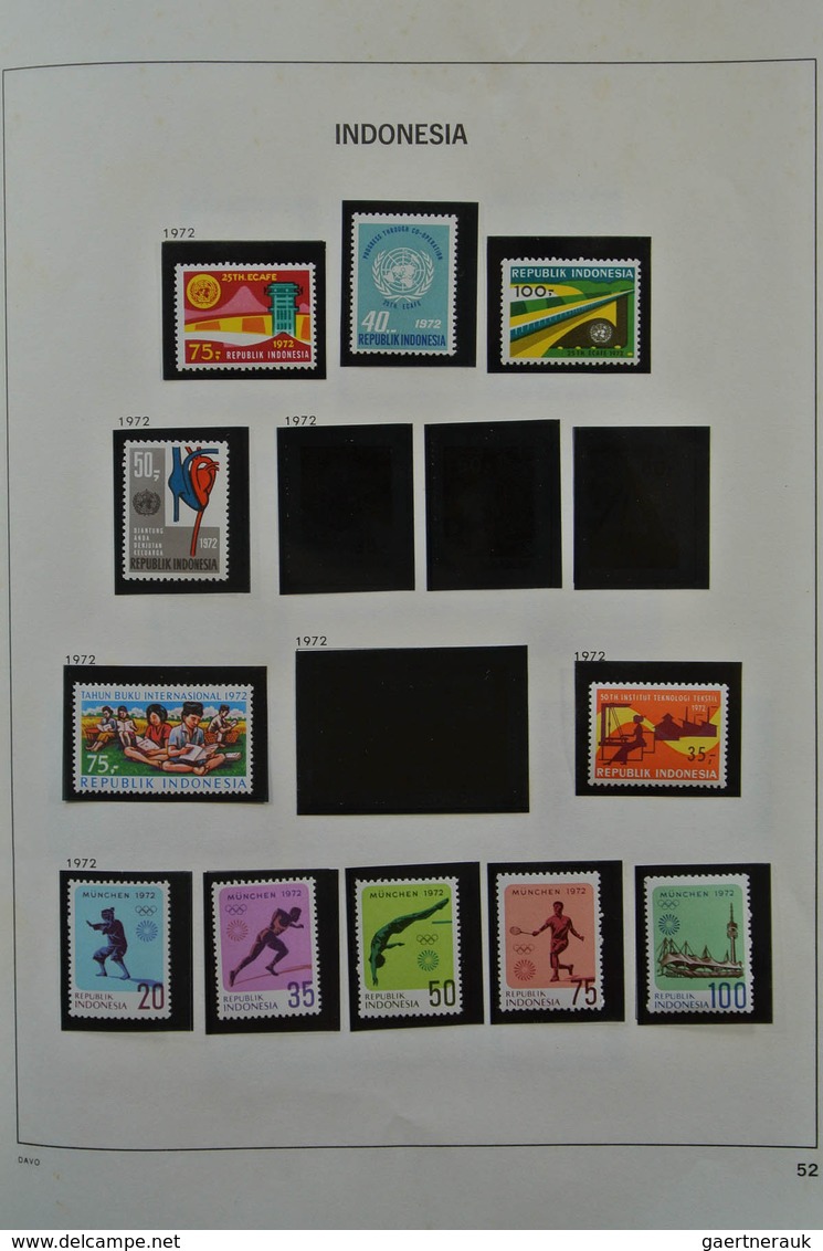 22779 Indonesien: 1949-1976. Nicely filled, mostly MNH and mint hinged collection Indonesia 1949-1976 in D