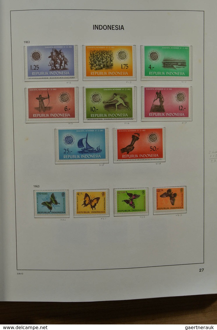 22780 Indonesien: 1949-2010. Very well filled, mostly MNH collection Indonesia 1949-2010 in 2 albums and 1