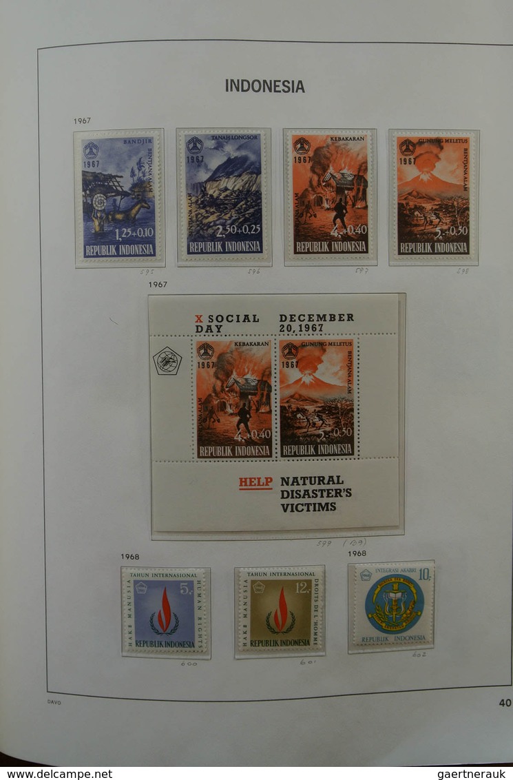 22780 Indonesien: 1949-2010. Very well filled, mostly MNH collection Indonesia 1949-2010 in 2 albums and 1