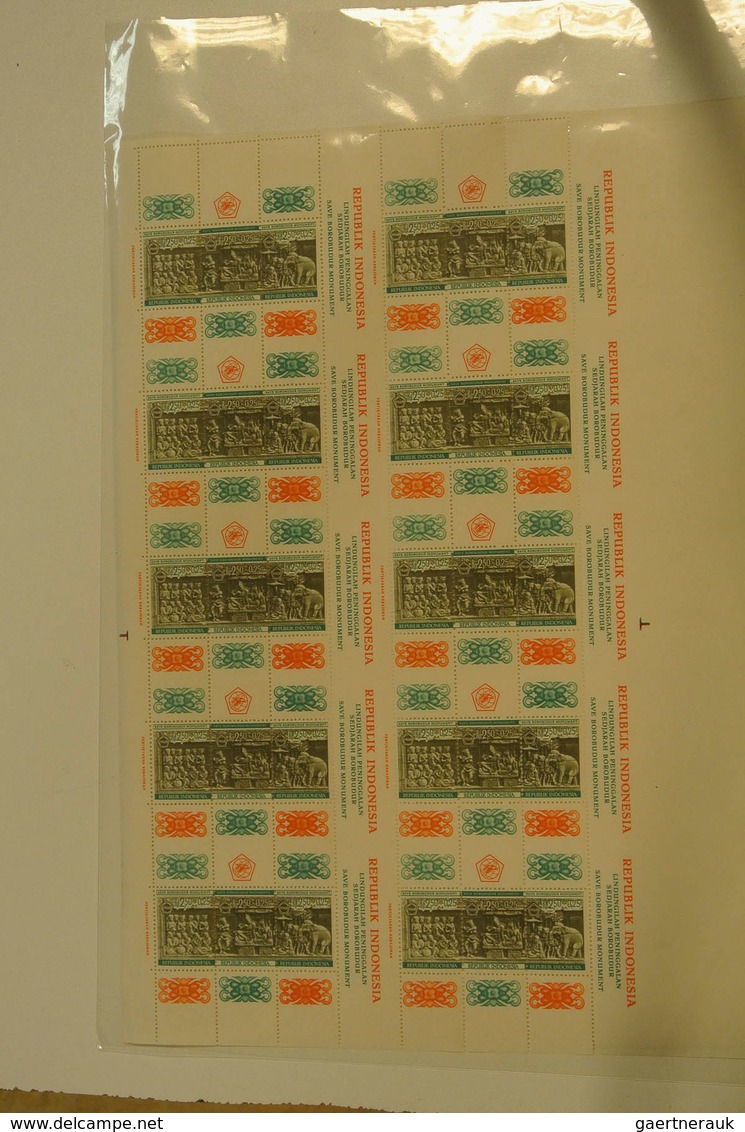 22785 Indonesien: 1967/68: Incredible lot of varieties and proofs, uncut sheets of 6/8/10 sheetlets incl.