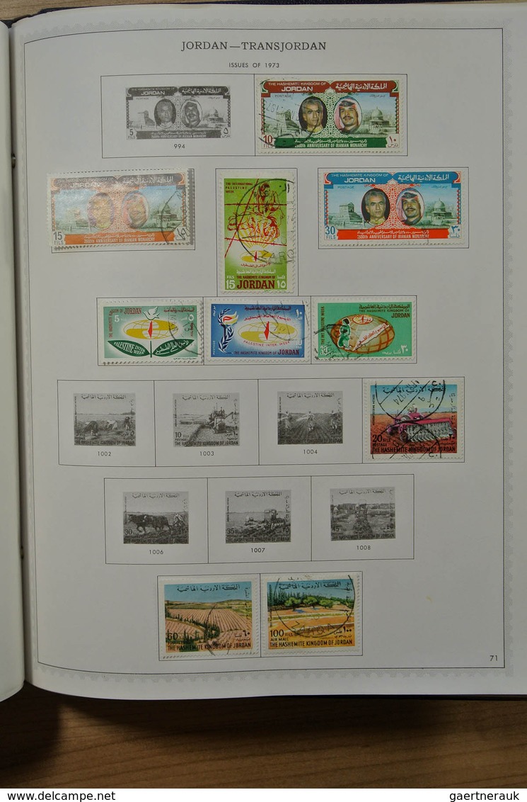 23273 Jordanien: 1920-1984. Nicely filled, used collection Jordan 1920-1984 in Minkus album. Also a small