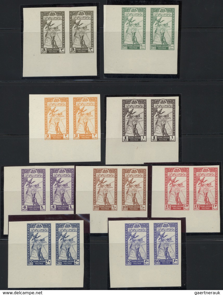 23285 Jordanien: 1925/1965 (ca.), Mint Accumulation On Stocksheets Incl. Plate Blocks, A Good Selection Of - Jordanie