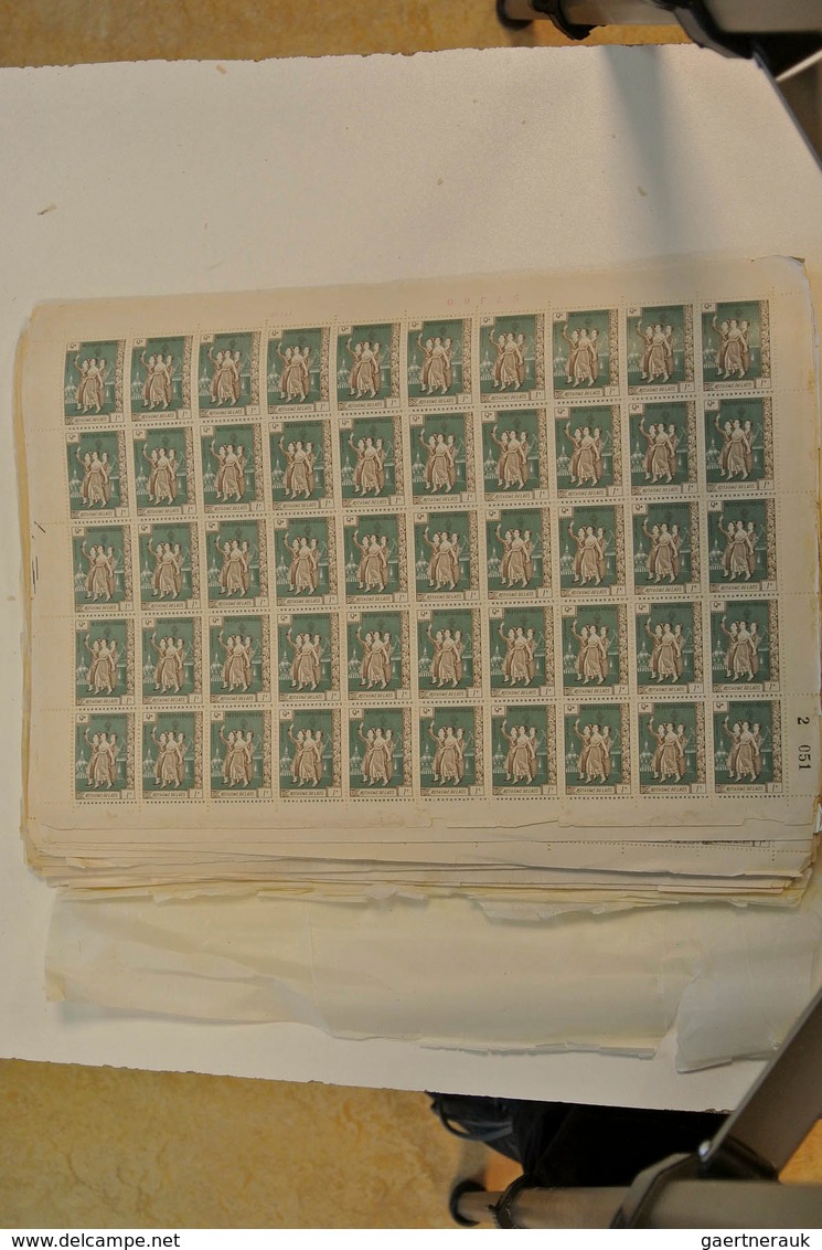 23404 Laos: 1961: Little box with complete sheets of revolutionary issues Pathet-Lao 1961. Michel no's 1,