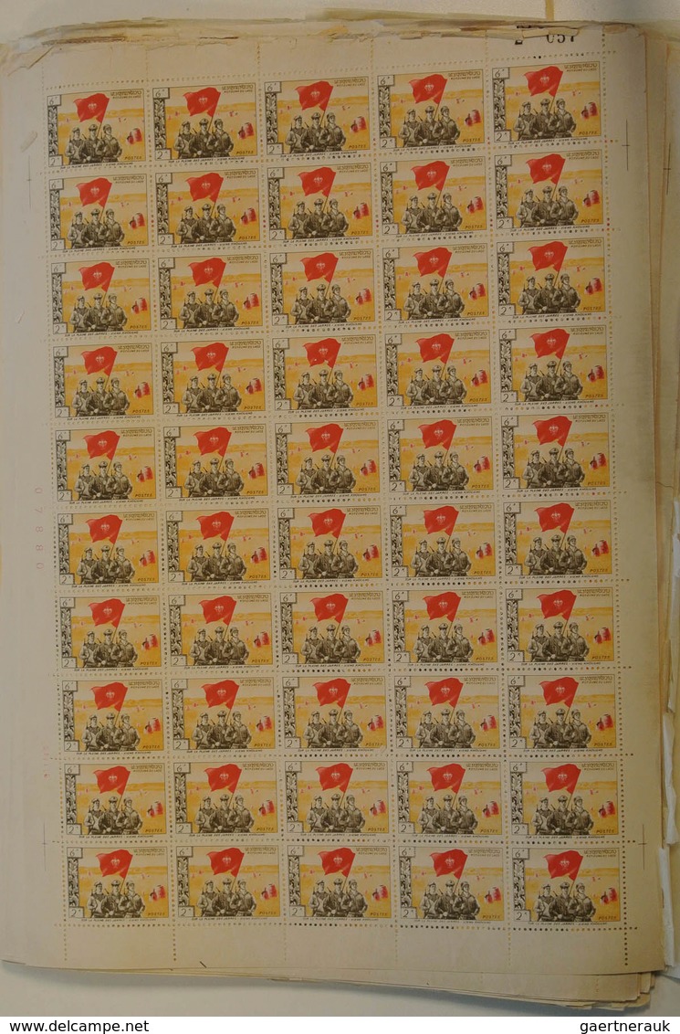 23404 Laos: 1961: Little box with complete sheets of revolutionary issues Pathet-Lao 1961. Michel no's 1,