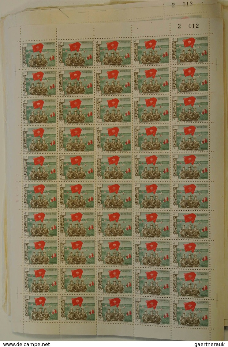 23404 Laos: 1961: Little box with complete sheets of revolutionary issues Pathet-Lao 1961. Michel no's 1,