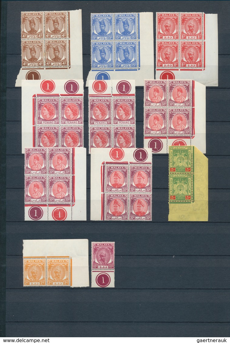 23536 Malaiische Staaten: 1905/1955 (ca.), Mint Assortment Of Multiples From KEVII, Mainly Blocks Of Four - Federated Malay States