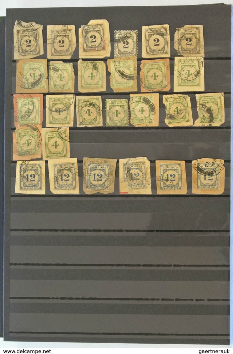 23540 Malaiische Staaten: Accumulation of several hundreds of used stamps of Malayan States in stockbook.
