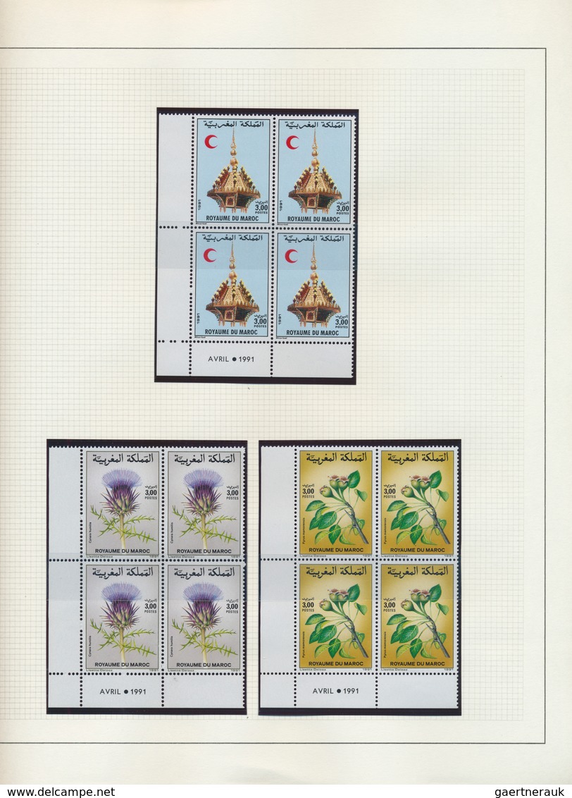 23640 Marokko: 1981/1992, U/m Collection Of Apprx. 260 BLOCKS OF FOUR From The Lower Corners Of The Sheet, - Maroc (1956-...)