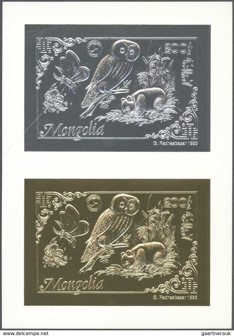 23681 Mongolei: 1993, specialised collection in album with different GOLD and SILVER issues incl. stamps (