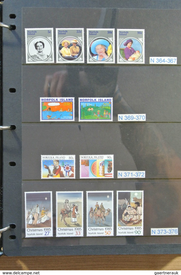 23768 Norfolk-Insel: 1947-2007. Extensive, MNH collection Norfolk 1947-2007 in 2 albums, together with 5 a