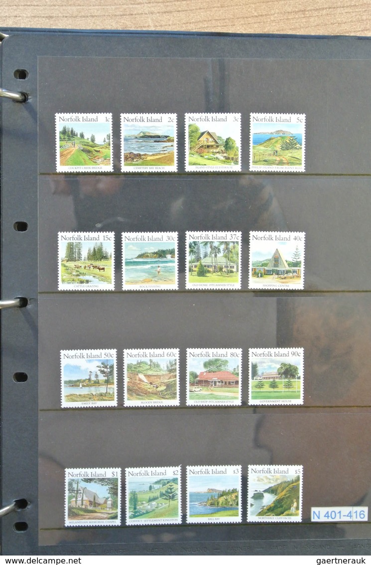 23768 Norfolk-Insel: 1947-2007. Extensive, MNH collection Norfolk 1947-2007 in 2 albums, together with 5 a