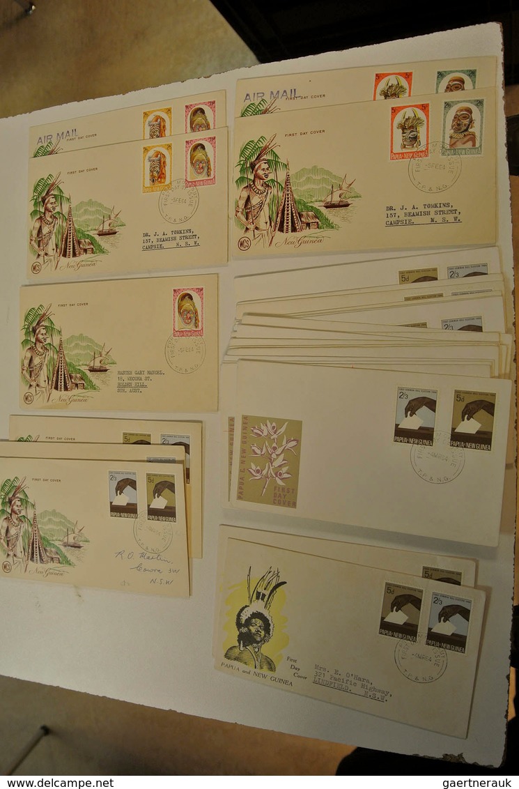 23812 Papua Neuguinea: 1952/88: Lot Of Ca. 1400 FDC's Of Papua New Guinea 1952-1988 In Large Box. Lot Cont - Papouasie-Nouvelle-Guinée