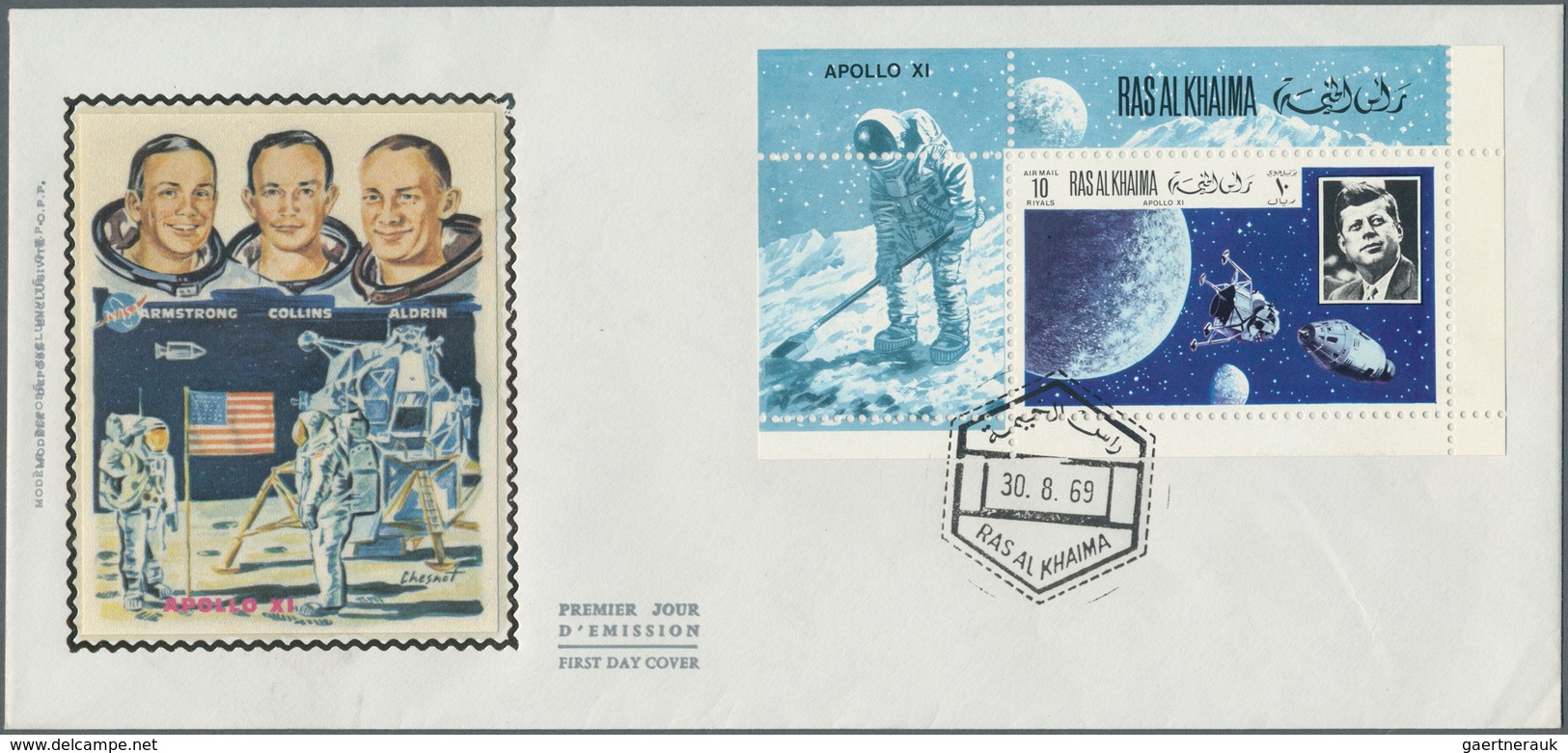 23896 Ras Al Khaima: 1969/1970, Space/Apollo, Group Of Eight Cacheted Envelopes Incl. Six Souvenir Sheets. - Ras Al-Khaima