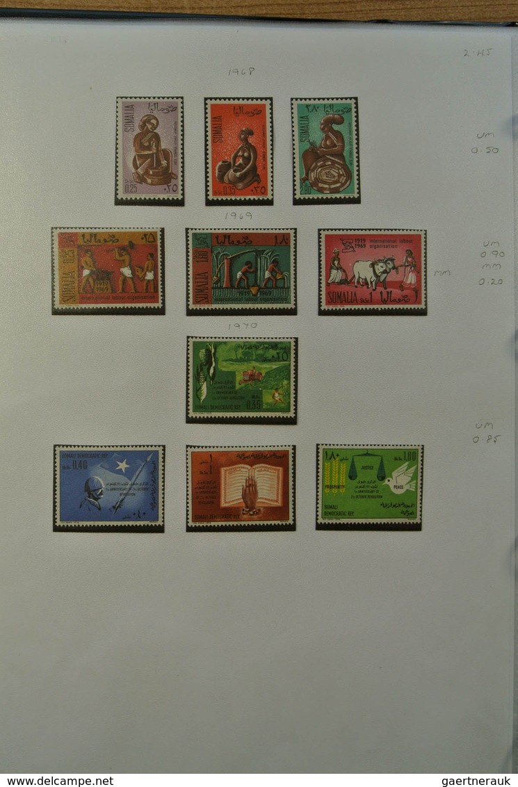 24093 Somalia: 1905-1968. MNH, mint hinged and used collection Somalia 1905-1968 in album. Collection incl