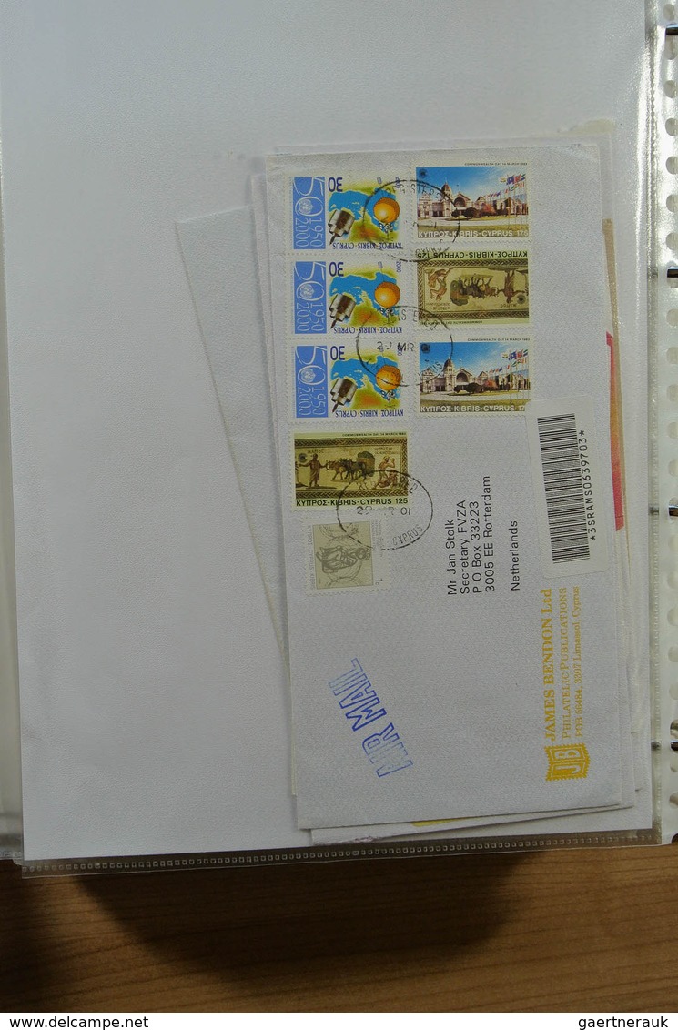 24130 Südafrika: Album with mostly modern postal stationeries of South Africa, but also a.o. a nice proof