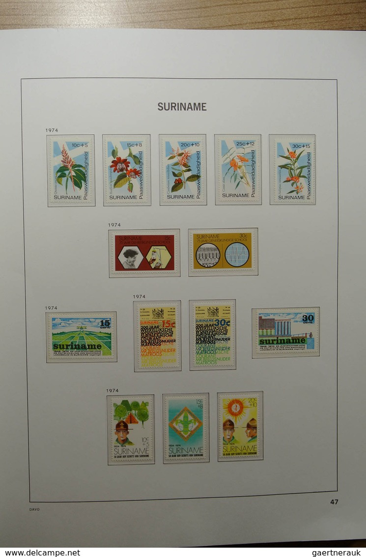 24150 Surinam: 1873-2000. Mostly MNH collection Surinam 1872-2000 in 2 Davo albums. Collection is till 194