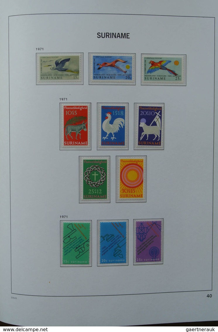 24152 Surinam: 1927-1975. MNH and mint hinged, almost complete collection Surinam 1927-1975 in Davo luxe a