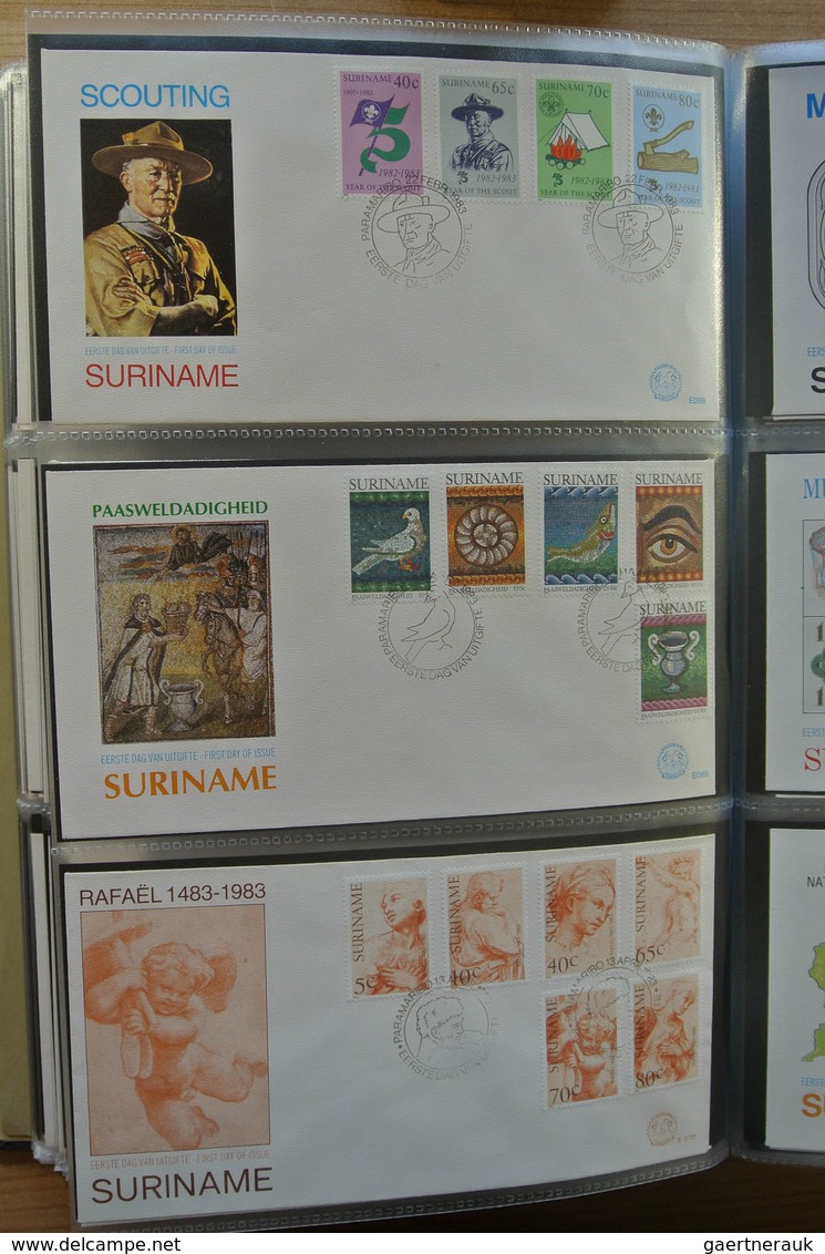 24155 Surinam: 1975-2005. With the exception of only a few FDC's a complete collection unaddressed FDC's o