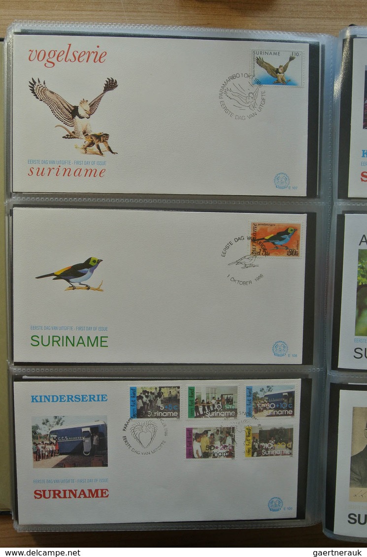 24155 Surinam: 1975-2005. With the exception of only a few FDC's a complete collection unaddressed FDC's o