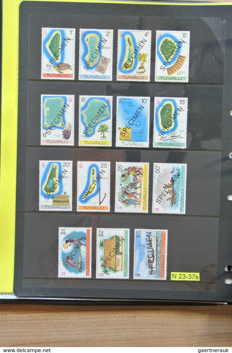 24292 Tuvalu: 1970-2006. Apparently complete, MNH collectie Tuvalu 1970-2006 with specimen overprints in 2