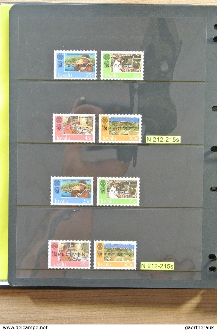 24292 Tuvalu: 1970-2006. Apparently complete, MNH collectie Tuvalu 1970-2006 with specimen overprints in 2