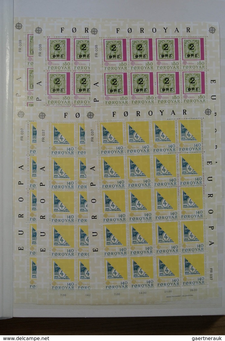 24568 Alle Welt: Stockbook With MNH Material Of Various Countries, Many In Sheets Or Sheetparts, Including - Collections (sans Albums)