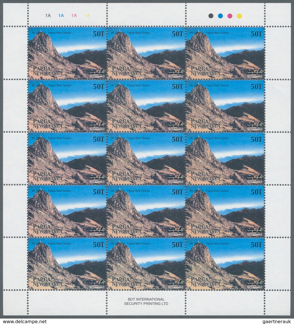 24934 Thematik: Alpen Und Berge / Alps And Mountains: 2002, Papua New Guinea. Lot With 375 Complete Sets Y - Sonstige & Ohne Zuordnung